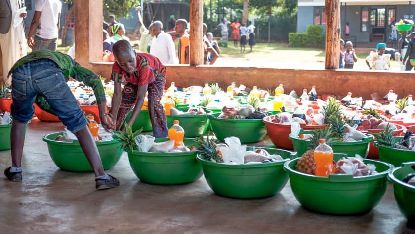 2019 Amazima Christmas Baskets-07